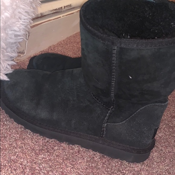 UGGS!!! - Picture 2 of 6